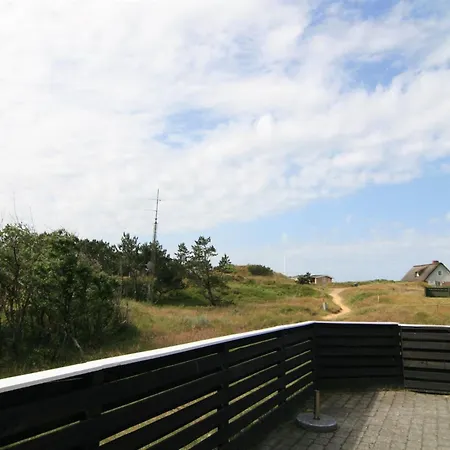 Nyaraló Uma - 400m From The Sea By Interhome *