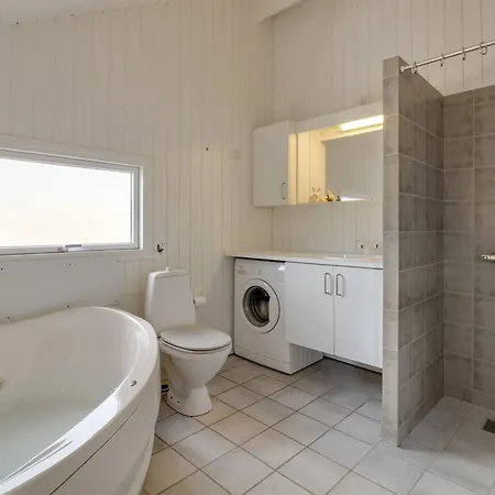 Uma - 400m From The Sea By Interhome *